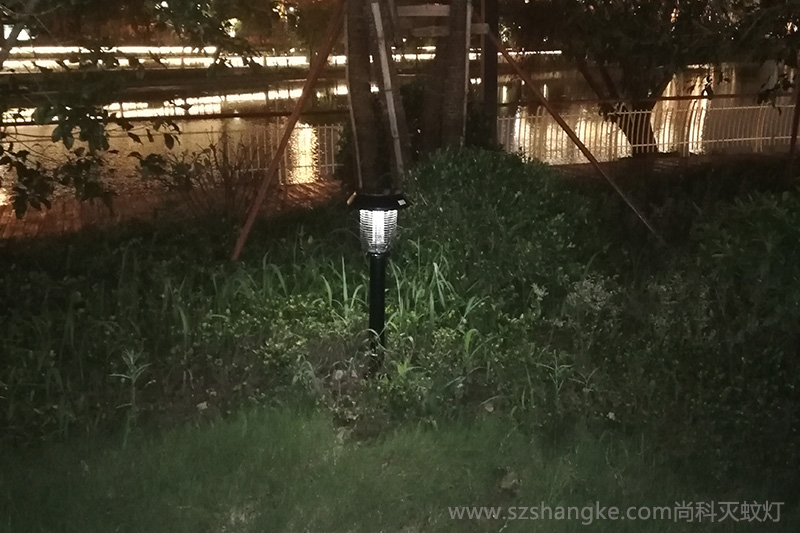 冬天要來(lái)了，戶(hù)外滅蚊燈怎么使用？